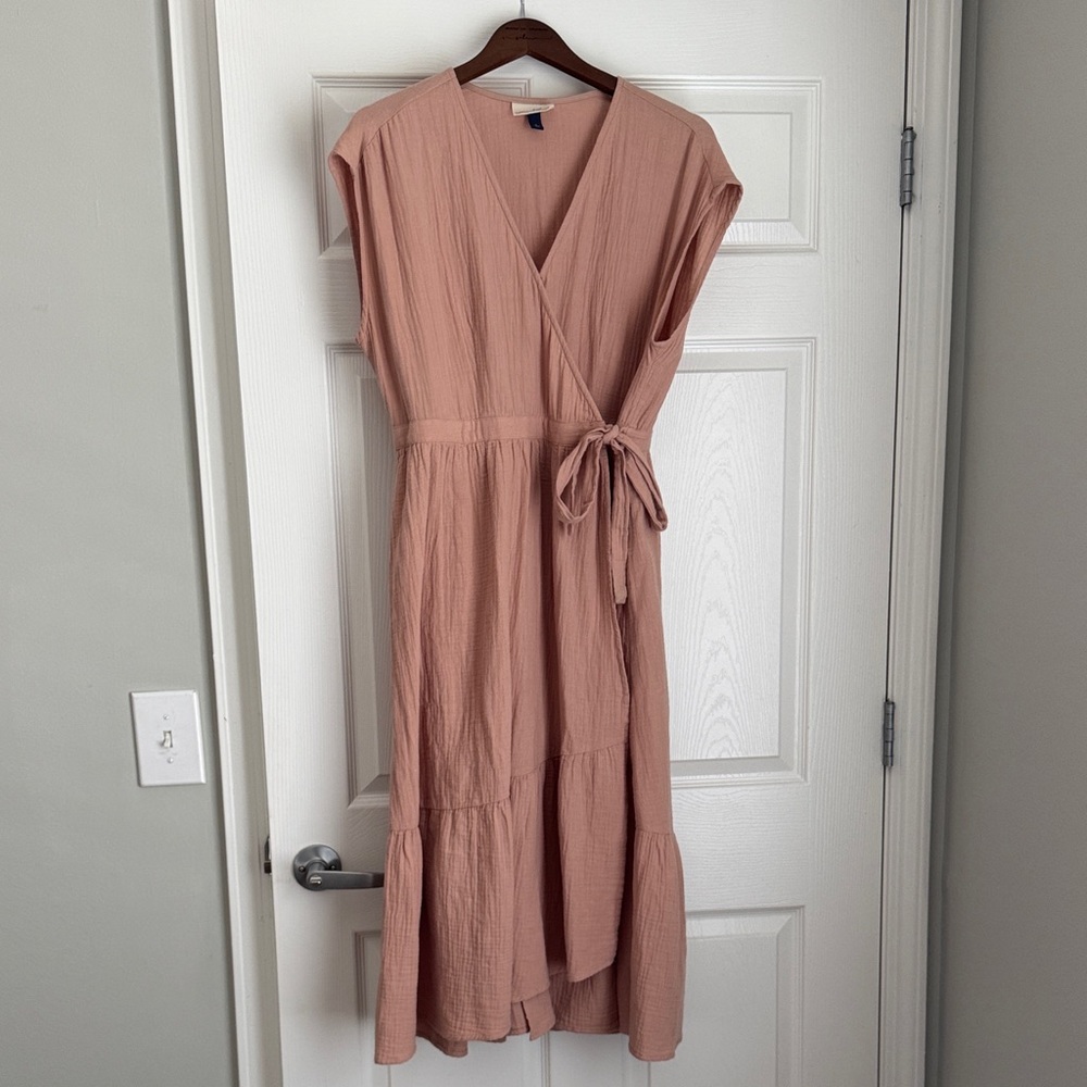 Sleeveless Wrap Midi Dress in Dusty Rose